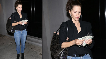 Ünlü yıldız ekranları bırakıp takım satın almıştı… O şimdi basketbolun ‘milyarder’ kraliçesi