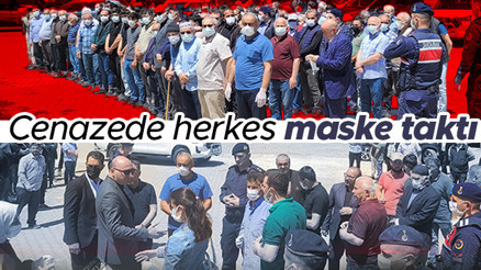 Kene kabusu geri döndü 1,5 yaşındaki Metehan KKKA kurbanı oldu... Cenazede herkes maske taktı Kene kabusu geri döndü 1,5 yaşındaki Metehan KKKA kurbanı oldu... Cenazede herkes maske taktı