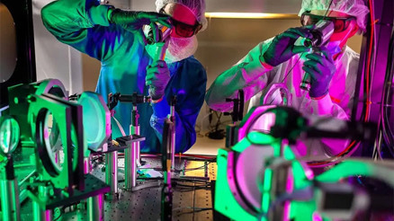 Akılalmaz büyüklük, akılalmaz hız: Dünyanın tüm elektriğinin 100 katından fazla ve sadece 25 kentilyon saniye