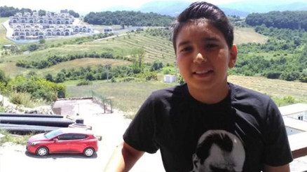 Yalovada 7 yıl önce öldürülen Kerem’in arkadaşının annesi cinayet şüphesiyle yargılanmaya başlandı