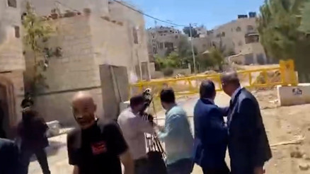 Dışişlerinden İsraile çok sert tepki... İsrail askerleri, aralarında Türk diplomatların da olduğu heyete ateş açmıştı Dışişlerinden İsraile çok sert tepki... İsrail askerleri, aralarında Türk diplomatların da olduğu heyete ateş açmıştı