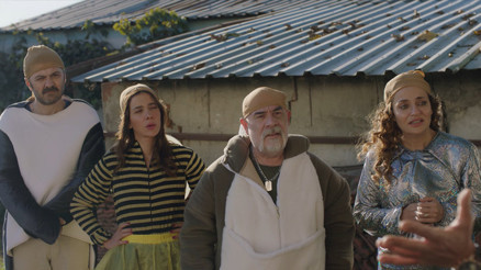 Mükemmel Aile filmi TVde ilk kez yayınlanıyor Mükemmel Aile konusu nedir, oyuncuları kimler Mükemmel Aile filmi TVde ilk kez yayınlanıyor Mükemmel Aile konusu nedir, oyuncuları kimler