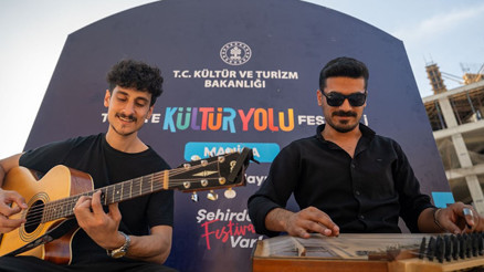 Kültür Yolu Festivali’nin ikinci durağı Manisa’da renkli görüntüler