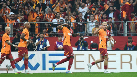 Galatasarayda Göztepe maçı öncesi 3 isim kart sınırında