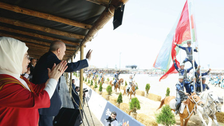 Cumhurbaşkanı Erdoğandan Etnospor ziyareti