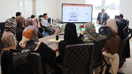 Köln’de ‘çocuk koruma ve koruyucu aile’ semineri