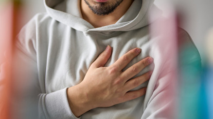 Kalp ağrısını taklit ediyor Her 4 kişiden birinde var | Reflü hakkında doğru sanılan 9 yanlış