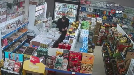 Polisin gözünden kaçmadı, markete sakladıkları uyuşturucularla yakalandılar