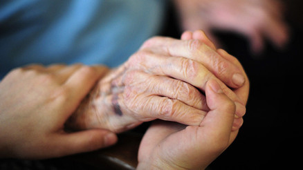 Fransa’da ötanaziye engel olmak suç sayılacak