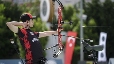 13. Uluslararası Fetih Kupasına klasik yay sıralama ve eleme atışlarıyla devam edildi