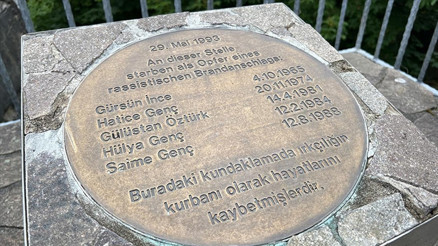 Almanyadaki Solingen faciasında yaşamını yitirenler için Dışişleri Bakanlığından anma mesajı