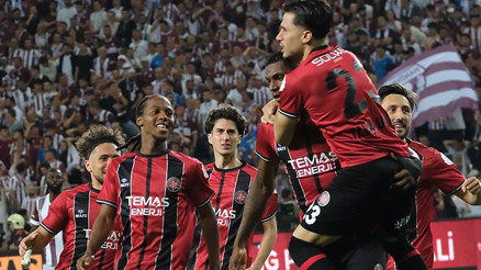 Fatih Karagümrükün Süper Lig hasreti bir sezon sürdü