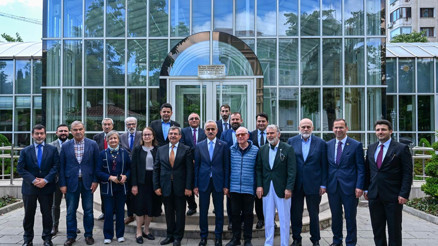 Bakan Uraloğlu, Uluslararası Koridorlar ve Türkiye Konferansına katıldı