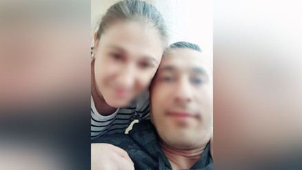 Kendini vuran eşini mahkemede affetti... Sabah çiçek verdi öğlen kurşun sıktı 35 günde serbest kaldı Kendini vuran eşini mahkemede affetti... Sabah çiçek verdi öğlen kurşun sıktı 35 günde serbest kaldı