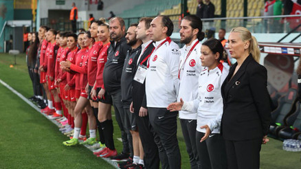 A Milli Kadın Futbol Takımı, UEFA Uluslar Liginde yarın Yunanistan ile karşılaşacak