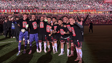 Samsunspor’dan Avrupa kutlaması