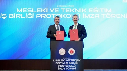 Türkiyede bir ilk MEB ve SSB arasında iş birliği protokolü imzalandı