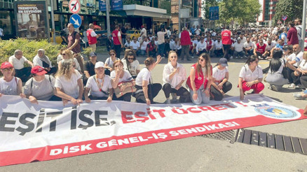 Başkan Tugay kapıları açık tutuyor sendika ücrette direniyor: Grev İzmir’de hayatı felç etti