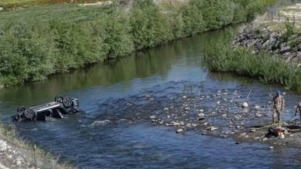 Feci kaza Aynı aileden 3 kişi hayatını kaybetti