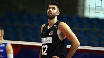 Fenerbahçe Erkek Voleybol Takımı, Adis Lagumdzijayı kadrosuna kattı