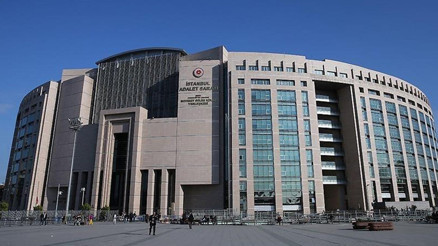 Beşiktaş Belediyesi Kültür ve Sosyal İşleri Müdürlüğüne yönelik soruşturmada 3 zanlı tutuklandı Beşiktaş Belediyesi Kültür ve Sosyal İşleri Müdürlüğüne yönelik soruşturmada 3 zanlı tutuklandı