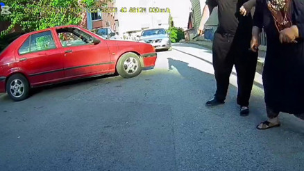 Tartıştığı sürücüyü ailesinin yanında bıçakla tehdit etmişti: 17 yaşındaki maganda tutuklandı