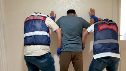 Bakan Yerlikaya duyurdu 10 ilde operasyonda 24 tutuklama