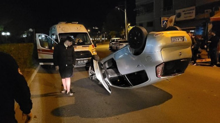 Aracıyla takla attı, sorduğu soru şoke etti