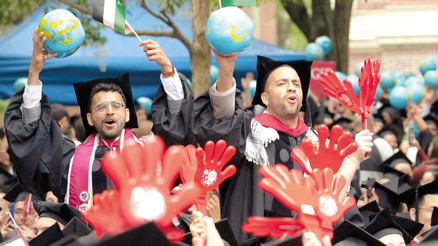 Harvard’a kabul alan öğrencilere vize engeli