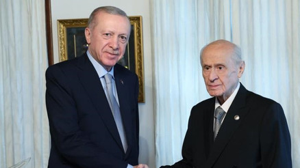 Cumhurbaşkanı Erdoğan, MHP Genel Başkanı Devlet Bahçelinin bayramını kutladı