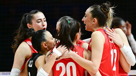 Filenin Sultanları, 2025 FIVB Milletler Liginde 2de 2 yaptı | Türkiye 3-0 Tayland