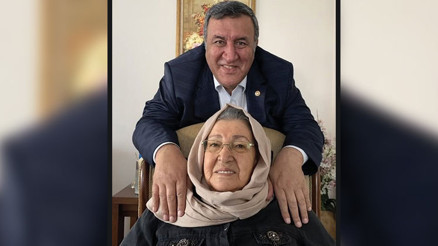 CHP Niğde Milletvekili Ömer Fethi Gürerin annesi vefat etti