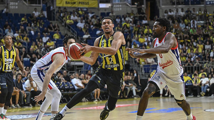 Fenerbahçe Beko finalin ateşini yaktı