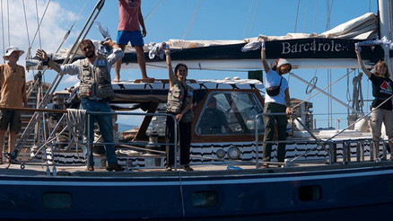 Gazzeye insani yardım taşıyan Madleen yoluna devam ediyor: İsrail tehdit etti