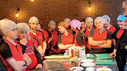 Yerel lezzetler yeniden pişiyor: Nine yemekleri dünya sofrasında