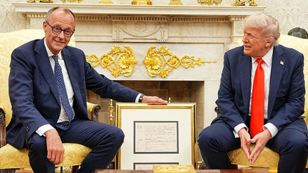 Merz, Beyaz Saray’dan memnun döndü