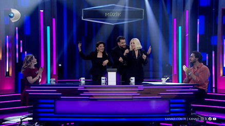 Passwordde kilit düetle açıldı