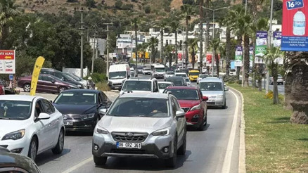 Bayram tatilinden dönenler Anadolu Otoyolu’nun Kocaeli kesiminde yoğunluk oluşturuyor Bayram tatilinden dönenler Anadolu Otoyolu’nun Kocaeli kesiminde yoğunluk oluşturuyor