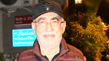 Şener Şen oyunculuğu bıraktı