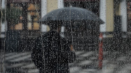 Hafta sonu sağanak geliyor Meteorolojiden uyarı İşte yağış beklenen iller