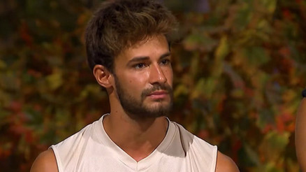 SURVİVOR FİNALİSTİ BATUHAN KARACAKAYA KİMDİR Survivor 2025 yarışmacısı Batuhan Karacakaya kaç yaşında, nereli, ne zaman yarıştı İşte hayatı ve biyografisi