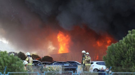 İstanbul’da fabrikada yangın çıktı