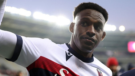 Galatasarayda aranan stoper İtalyada bulundu