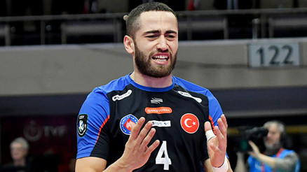 Halkbank Voleybol Takımında 2 oyuncuyla yollar ayrıldı
