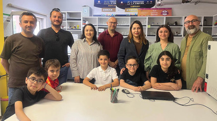 Üstün yeteneklilerin doktoralı öğretmenleri Üstün yeteneklilerin doktoralı öğretmenleri