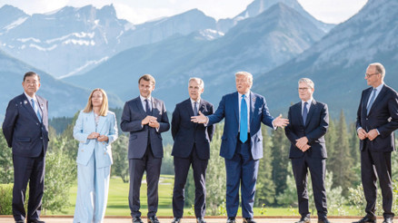 Trump dünyanın başını döndürdü... ‘Tahran tahliye edilsin’ dedi, Sonra ‘müzakere’ sinyali verdi Trump dünyanın başını döndürdü... ‘Tahran tahliye edilsin’ dedi, Sonra ‘müzakere’ sinyali verdi