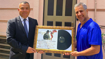 Ata’nın sevdiği şarkılar evinde sergilenecek