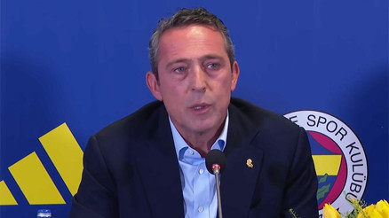 Fenerbahçe Başkanı Ali Koç: Niye imzalar hala kulübe getirilmemiştir Fenerbahçe Başkanı Ali Koç: Niye imzalar hala kulübe getirilmemiştir