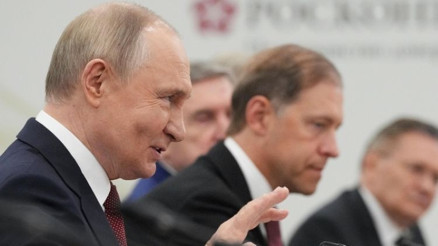 Putin’den 3. Dünya Savaşı uyarısı: Endişe duyuyorum, ihtimali artıyor