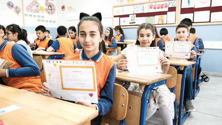 Karneler tamam tatil başladı Karneler tamam tatil başladı